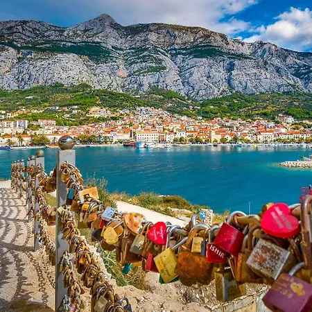 Nugal Makarska